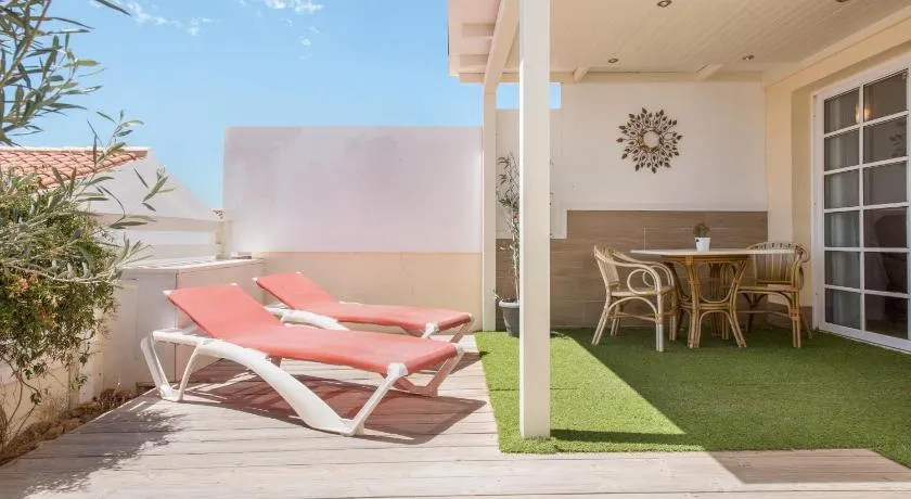 Caleta Beach Deluxe - Image 1