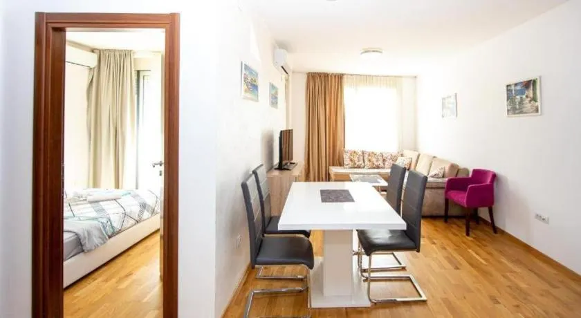 Apartmans Budva centar - Image 1