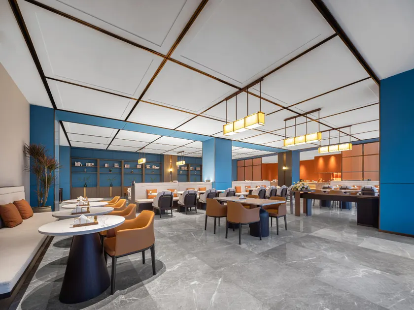 Madison Hotel Datong Ancient City - Image 1