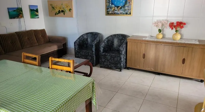 PRAIA DE 4 ILHAS Apartamento 2 Quartos a 50M da Praia - Image 1