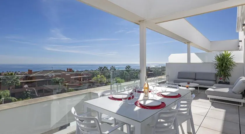 Luxury Penthouse with sea view 5010 Casares Costa - Image 1