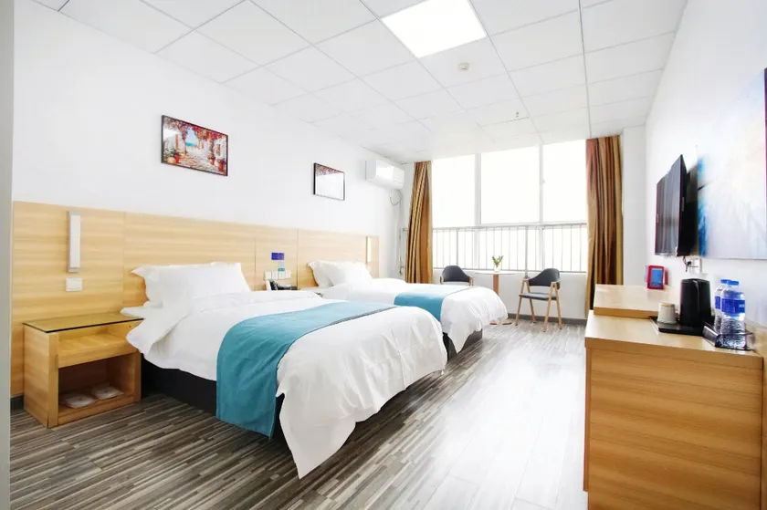 Ruidin Hotel (Wuhan Dongxihu Branch) - Image 1