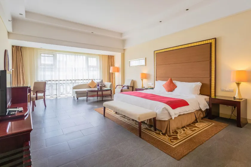 Rylinwon Resort & Spa - Image 1
