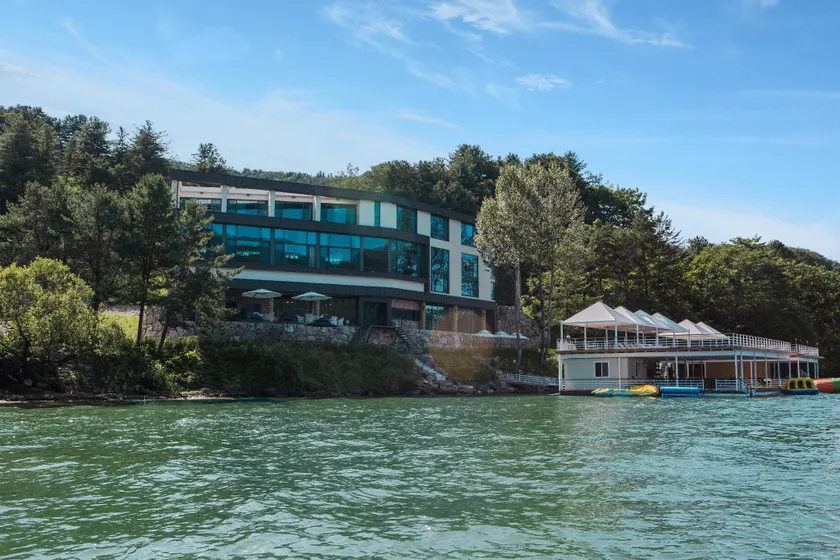 SS Resort - Image 1