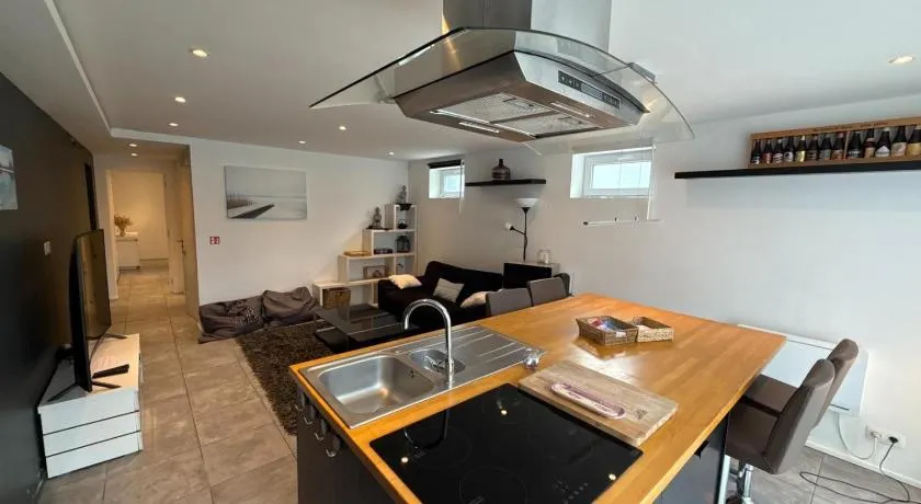 Appartement 5 personne avec accès piscine jacuzzi disponibilité saisonnière NEW PROPERTY MANAGEMENT ! - Image 1