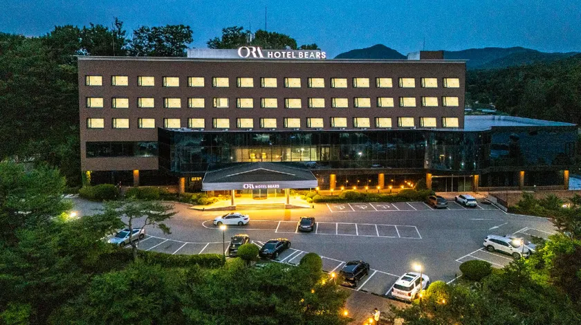 Chuncheon Bears Hotel - Image 1