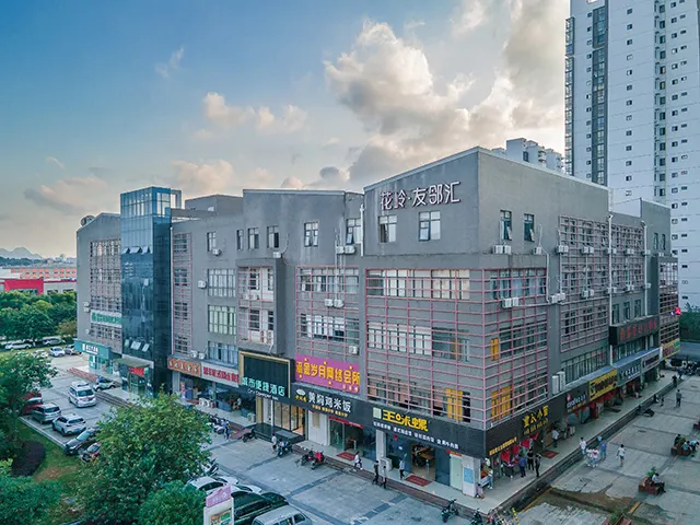 City Comfort Inn Liuzhou Liudong New District Hualing Youlinghui - Image 1