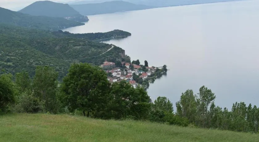 Shoposki Guest House - Image 1