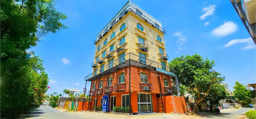 Hotel Nova Bliss - Image 1