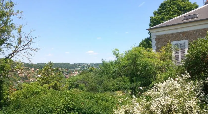 maison avec jardin et terrasse - Image 1