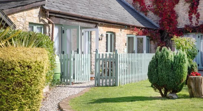 Daisy Cottage - Image 1