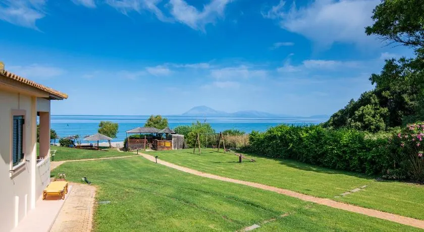 Analipsi Villas Beach Front - Image 1