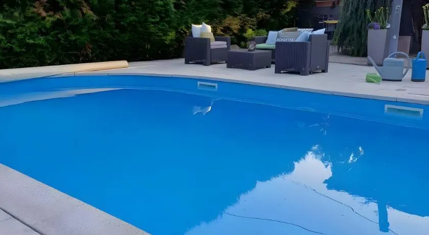 Chez Noëlle - Piscine - Image 1