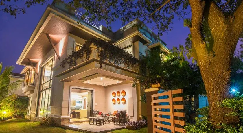 StayVista's Villa Maira - Hill-View & Pet-Friendly Villa with Modern Interiors - Image 1