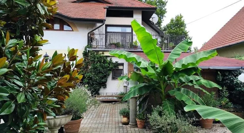 Lavendel Apartman - Image 1
