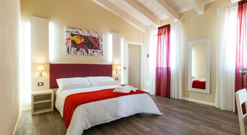 Venice Airport Villa Erica 1 - Image 1
