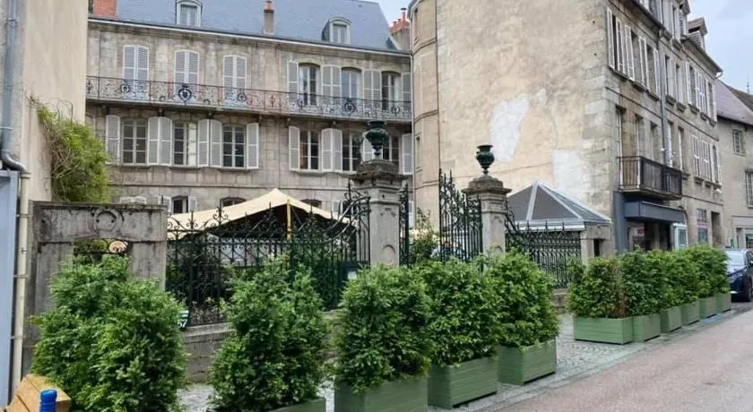 Hôtel de Colbert - Image 1