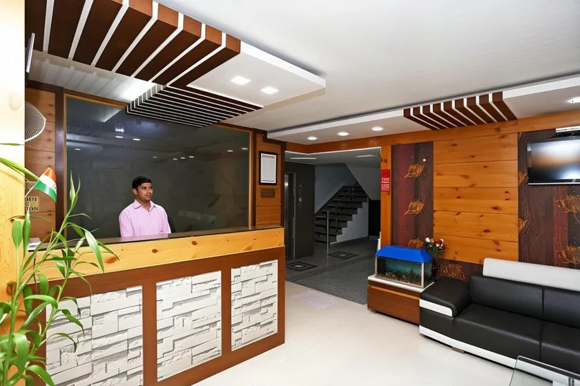 Hotel The Tezo Residency - Image 1