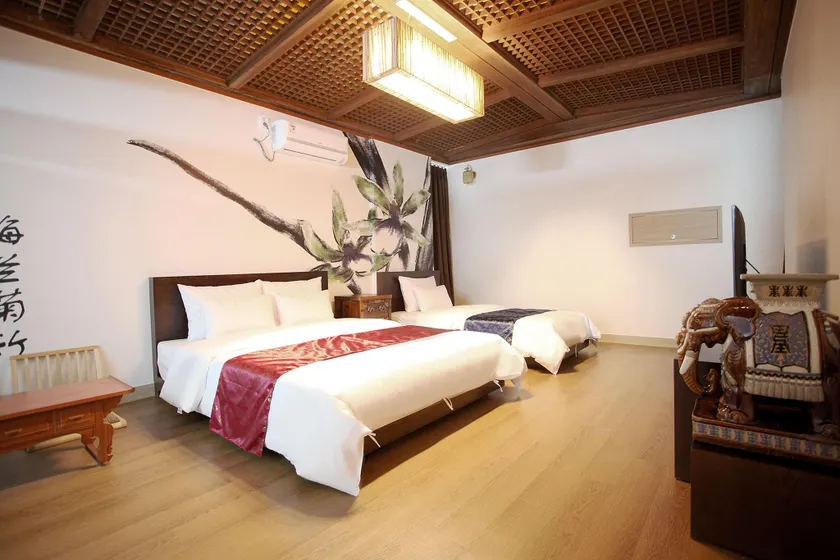 The Ace Hotel - Image 1