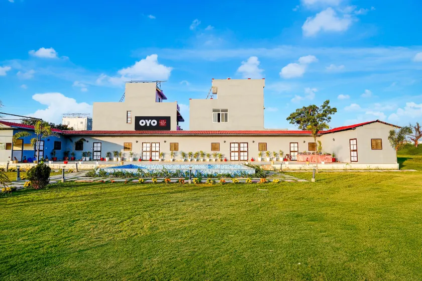 Shakuntlam Lawn And Resort - Image 1