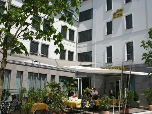 Hotel Exel - Image 1