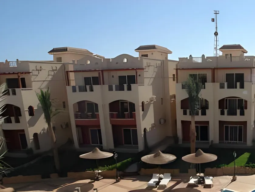 La Sirena Hotel & Resort - Families only - Image 1