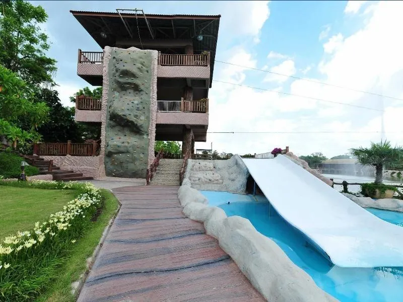 Chart Thip Resort - Image 1