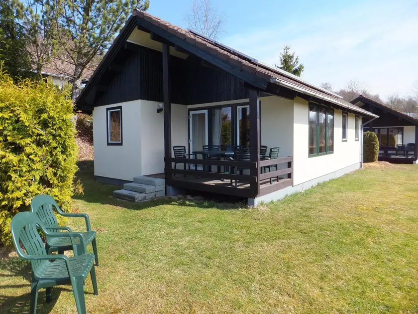 Bungalow in Eifelpark near Kronenburger Lake - Image 1