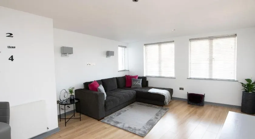 Bray Central - Image 1