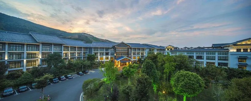 Yu Shui Hot Spring Hotel - Image 1