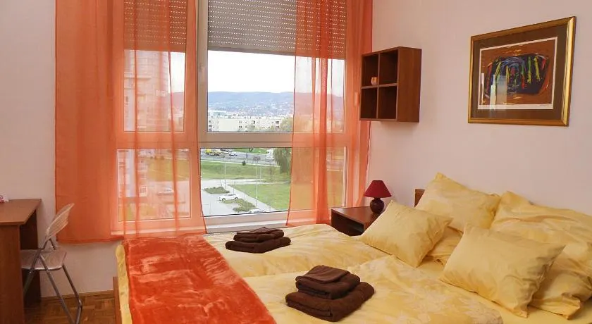 Prestige Apartman Zagreb - Image 1
