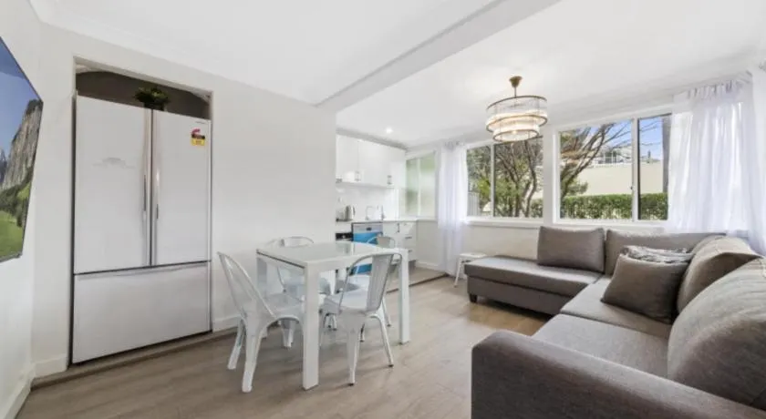 Coastal Cottage - Ettalong Beach - Image 1