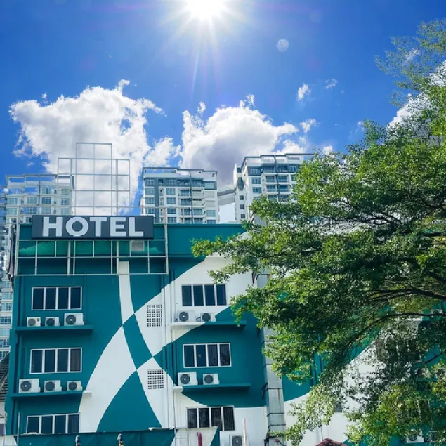 Glex Hotel Pandan City - Image 1
