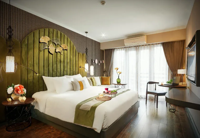 Hanoi Center Silk Hotel & Travel - Image 1