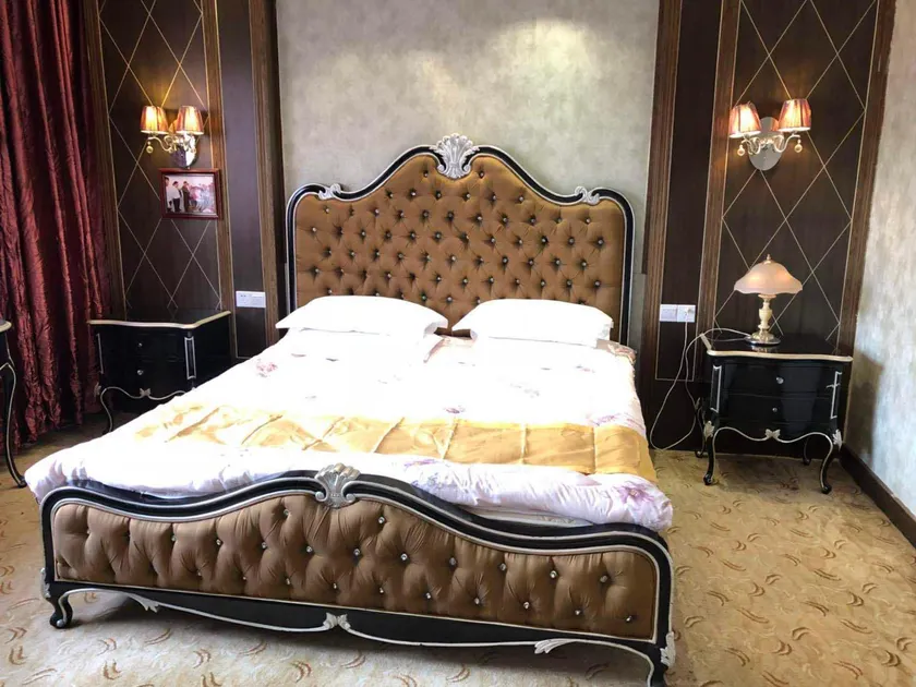 Huataishan Hotel - Image 1