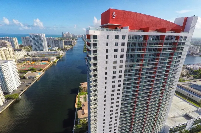 Beachwalk Resort - Image 1