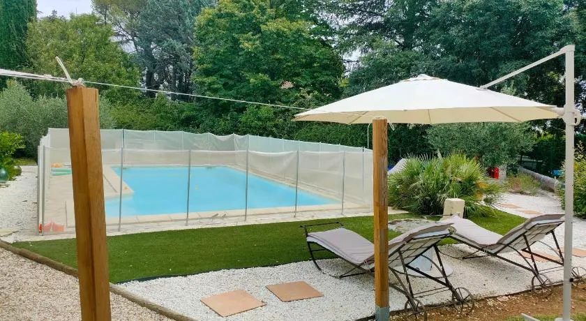 Au Mazet du Parc - Image 1