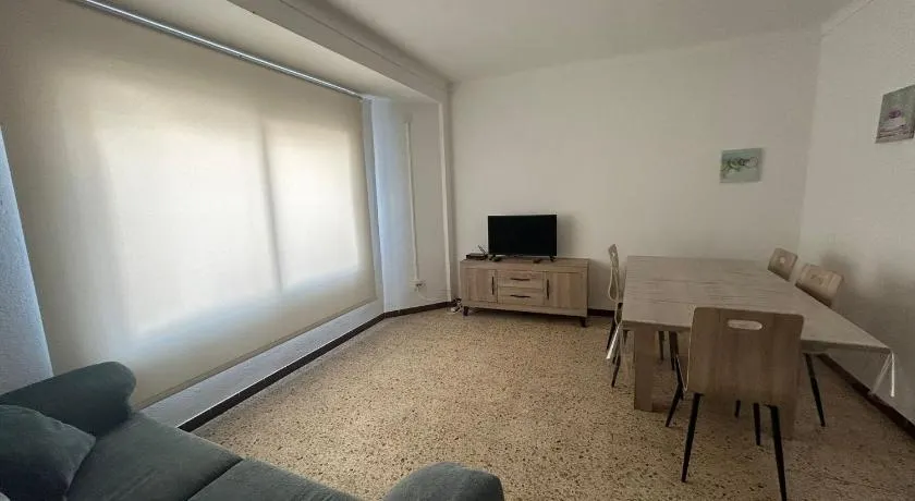 Apartamentos playa la Perola - Image 1
