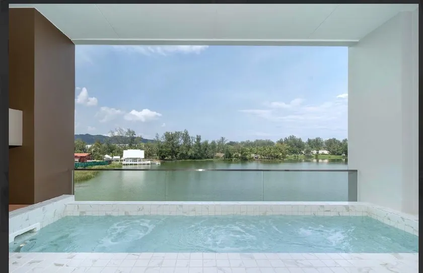 ansanna Ocean​View​A - Image 1