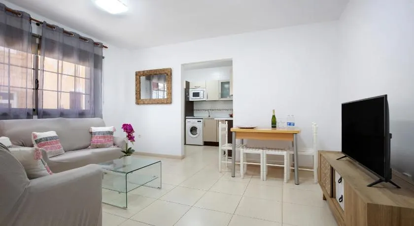 Maison de vacances 'Casita Amiga del Mar' près de la plage avec climatisation et Wi-Fi - Image 1