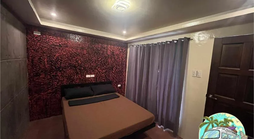 Witty Woods Guesthouse - Image 1