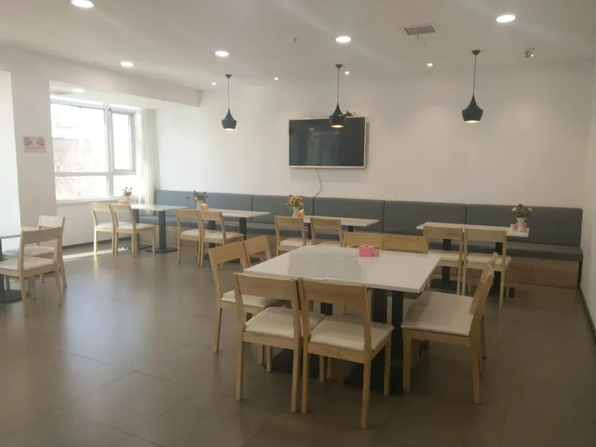 Hanting Hotel Zhangjiakou Zhangbei - Image 1