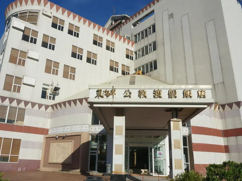 East Coast Sea View Hotel - Image 1