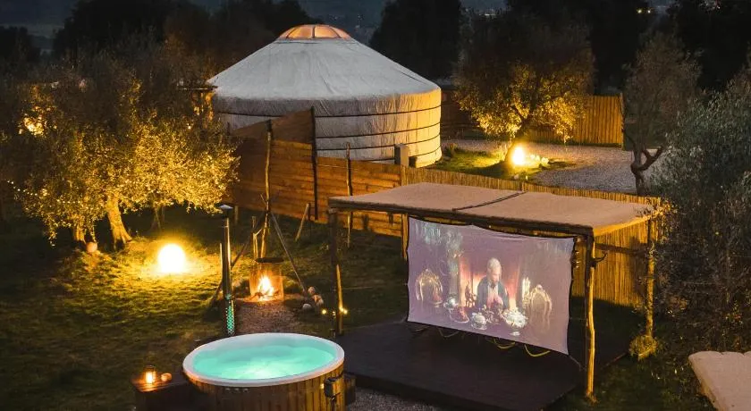 2 CUORI E 1 YURTA Glamping in Tuscany - Adults Only - Image 1