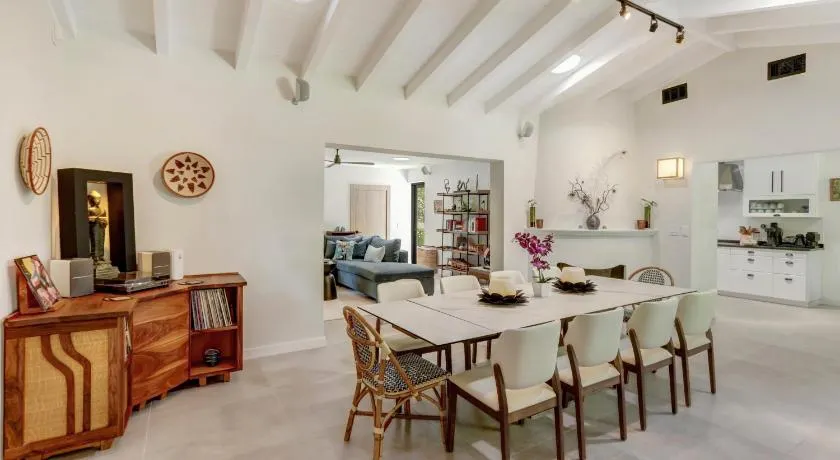Casa Selene - Miami Shores Pool Home, 4BR, Near Beaches - Image 1