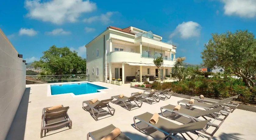Luxury Apartments Villa Klara - Image 1