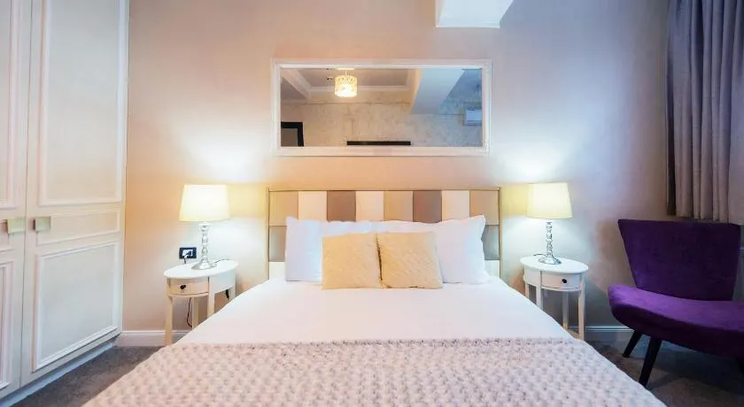 Brater Luxury - Image 1