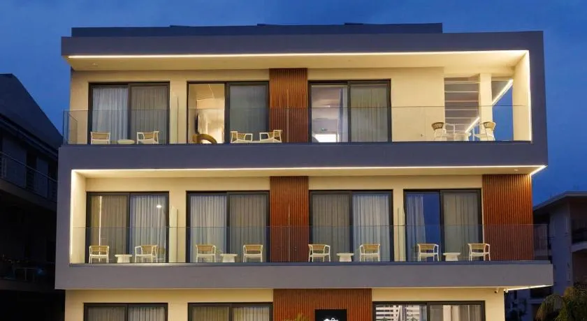 The Grand Blue Boutique Hotel - Image 1