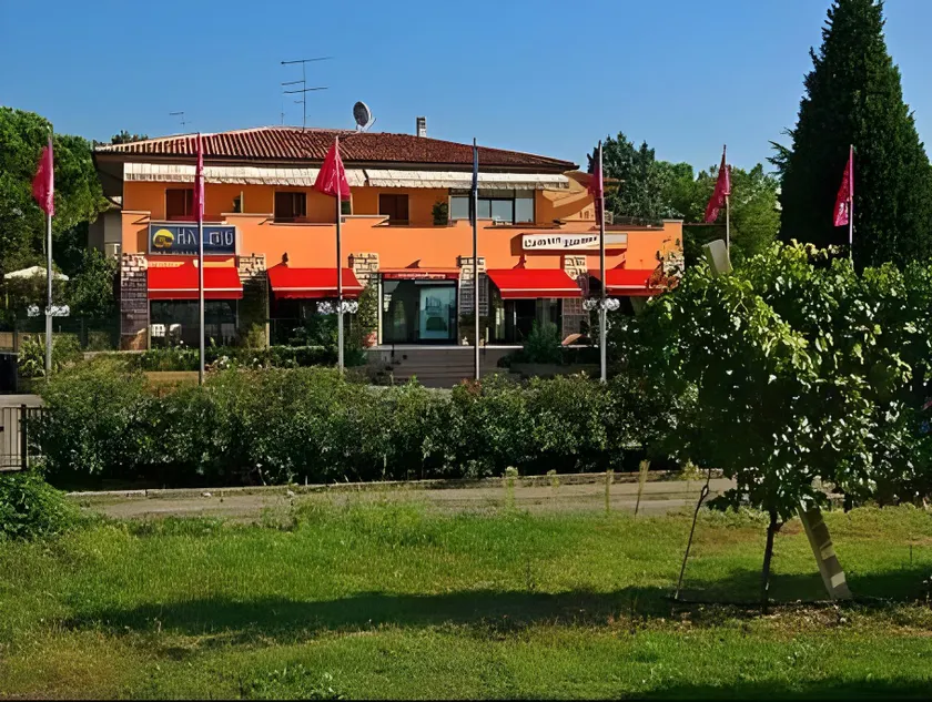 La Maison du Port - Image 1