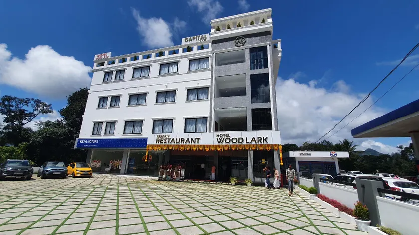 Hotel Woodlark - Image 1